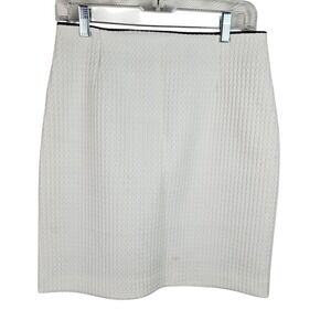 White House Black Market‎ Womens Skirt Size 6 White Textured Career